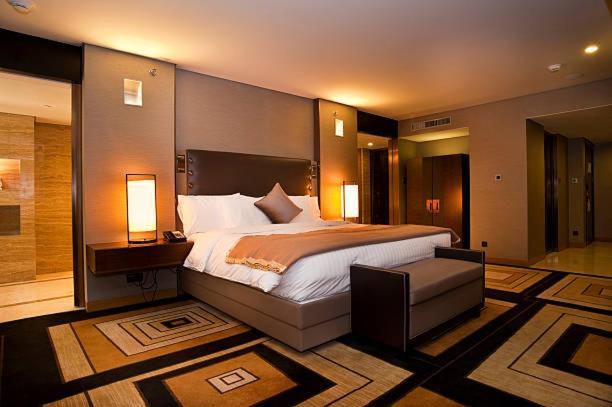 Lavish Living Villa Varanasi Exterior photo